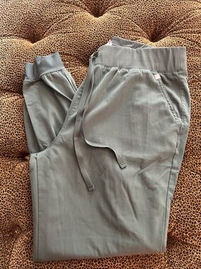 Hypothesis Scrub Women's Olive Drawstring Jogger Pants - Relaxed Fit size large
